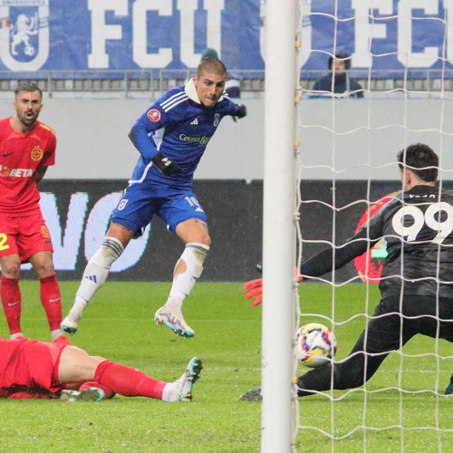 FC Universitatea-FCSB câștigă după 21 de ani cu 2-0