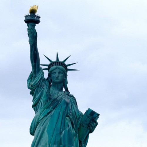 Administratia Trump refuza cererea Franței de a returna Statuia Libertății