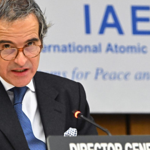 Centrala nucleară Zaporojie, controlată de Rusia, nu poate fi repornită în prezent, din cauza lipsei resurselor de apă pentru racirea reactorului și a problemelor de alimentare cu energie electrică, a declarat Rafael Grossi, directorul Agenției Internaționale pentru Energie Atomică (AIEA). Potrivit Reuters, Grossi notează că apa ar trebui să fie pompata din fluviul Nipru pentru ca centrala, care este închisă momentan, să poată fi repornită.