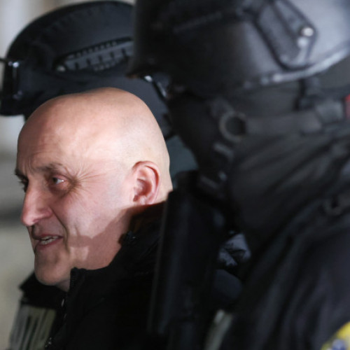 Încă o lună de arest pentru mercenarii lui Horațiu Potra. Liderul grupării este de negăsit