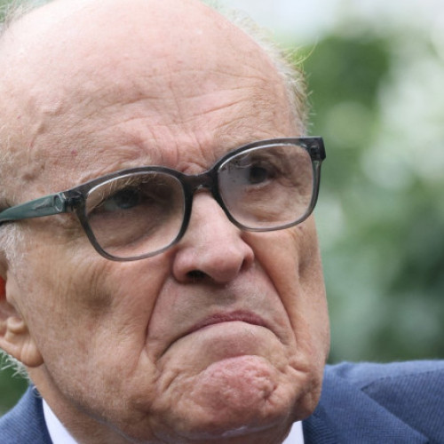 Fostul primar al orașului New York, Rudy Giuliani, rănit într-un accident în New Hampshire