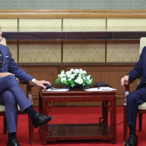 Fico se întâlnește cu Putin în Beijing, singurul lider european prezent la paradă