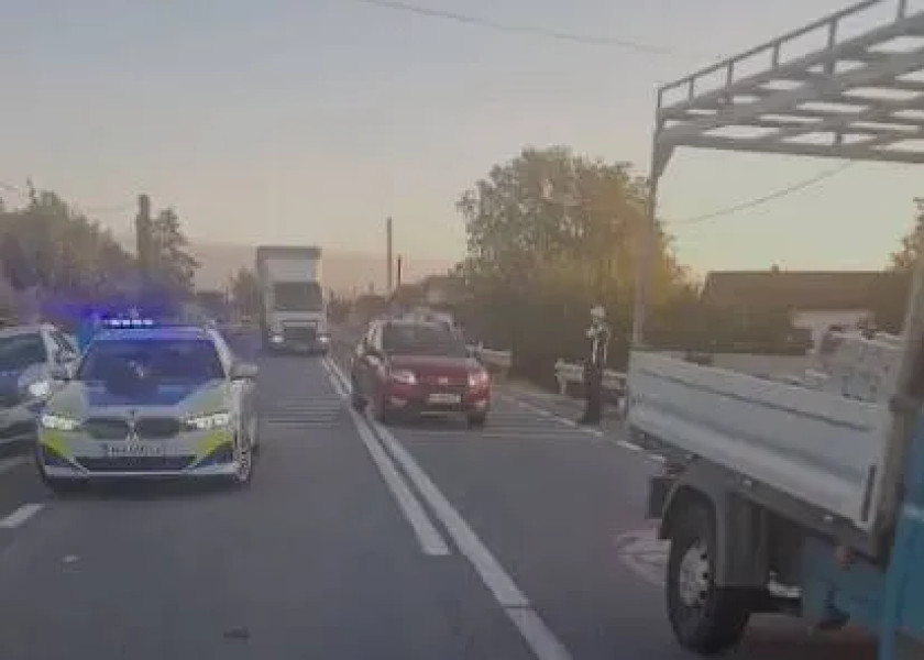 Accident între un șofer și un biciclist pe DN 66 în județul Gorj