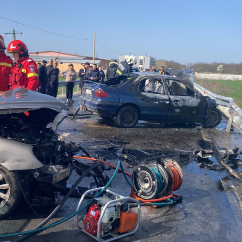 Accident cu 6 victime la Bucovăț, femeia de 35 de ani nu a supraviețuit UPDATE: ISU Dolj anunță că una dintre persoane a decedat!