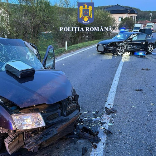 MINORĂ GRAV RĂNITĂ ÎN ACCIDENT AUTO LA Mihăești, Vâlcea